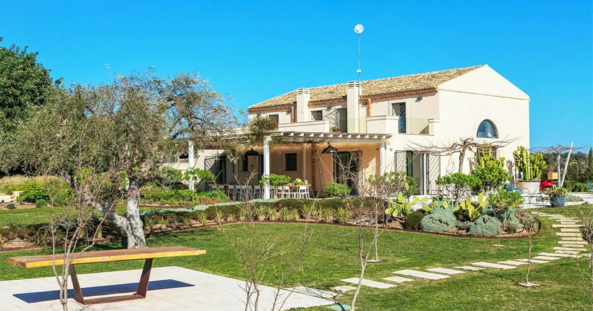 Villa Avola, Val di Noto Essenza