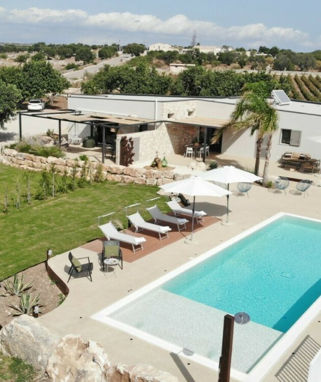 Luxury Villas & Best Hotels Sicily Essenza